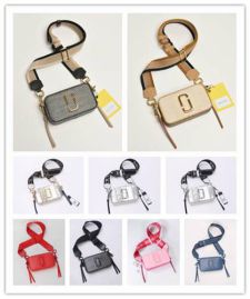 Picture of Jacquemus Lady Handbags _SKUfw151439651fw